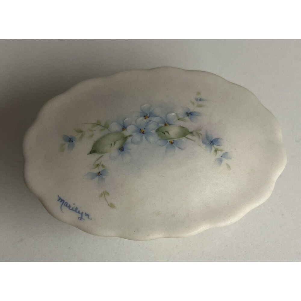 Vintage Hand Painted Artist Signed Trinket Jewelry Box Footed Lidded